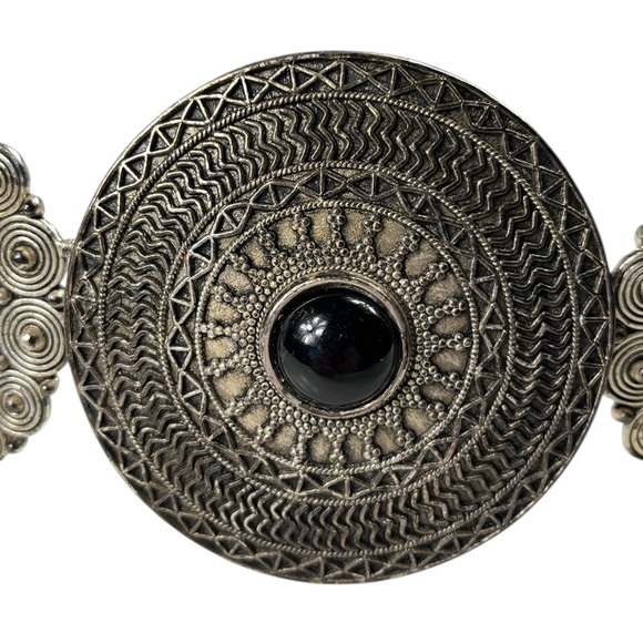 Chico's Triple Medallion Concho Belt Black Textured Leather Adjustable Size M/L - Picture 4 of 16